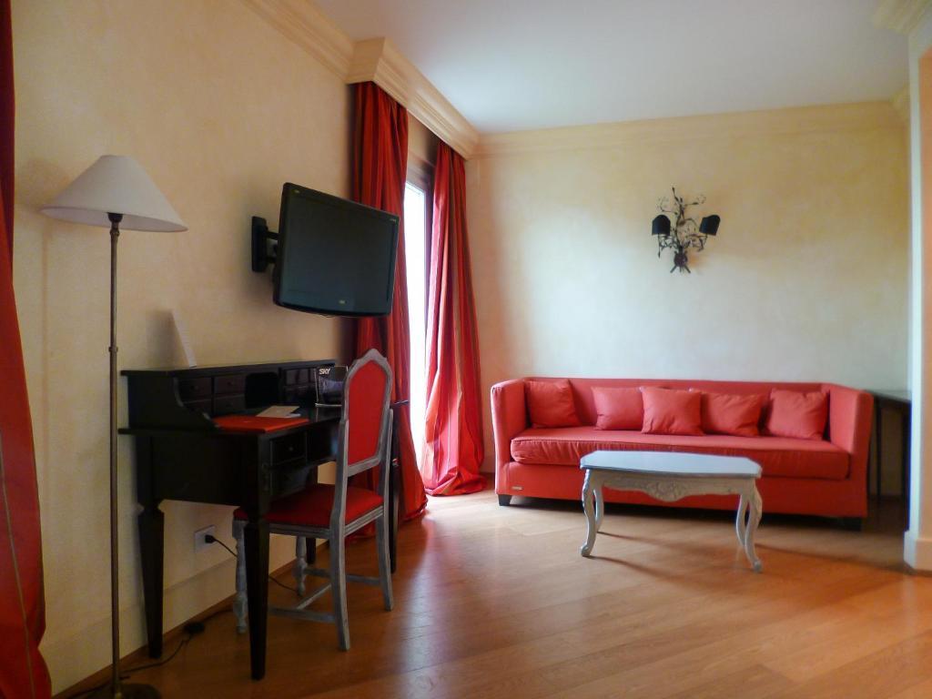 Siri Hotel Fano Rom bilde